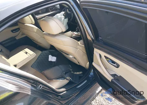 2011 BMW 550I z USA, uszkodzony, nr VIN WBAFR9C54BC270066